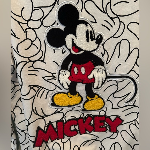 EUC Disney Micky sweater women’s SM - Picture 2 of 4